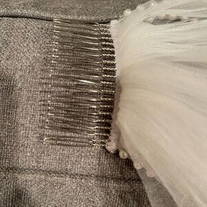 Elegant Off White Wedding Vail With Hair Comb And Pearl Accents